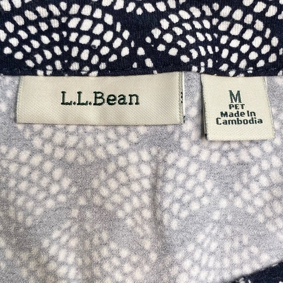 L.L.BEAN Navy Geometric Print Sleeveless Tank Dress Smocked Waist Medium Petite - Picture 6 of 7